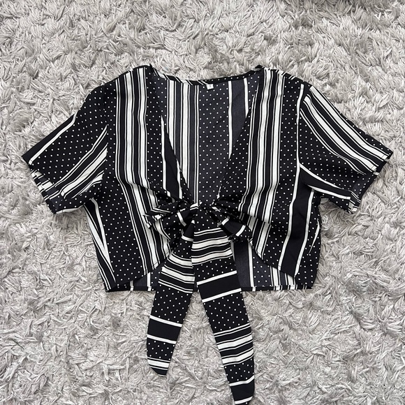 Two piece shorts set - Picture 3 of 8